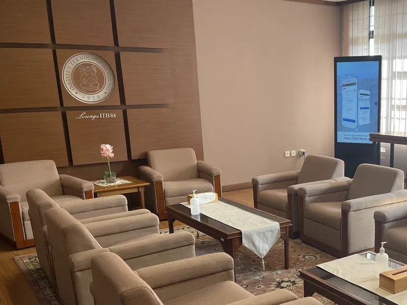 Touch Kiosk Interactive
