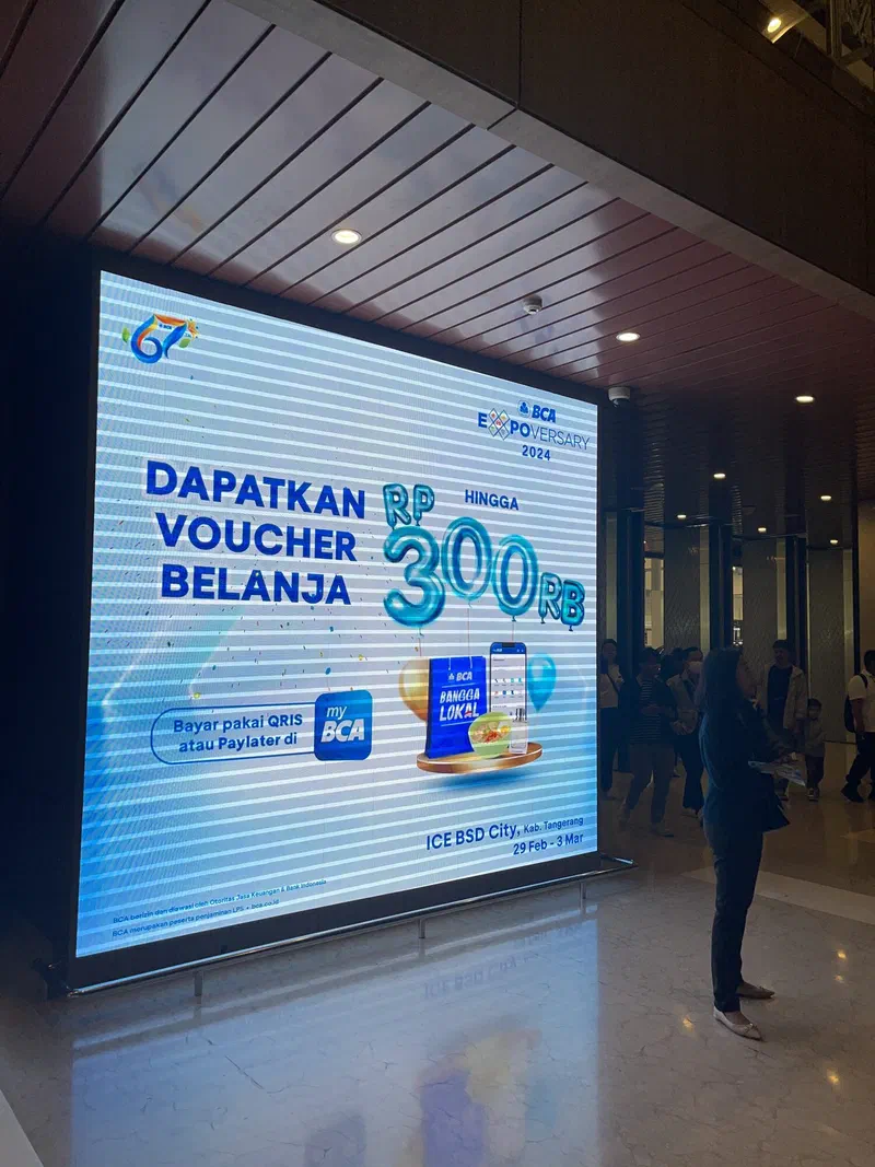 Videotron LED at ICE showing a BCA Expoversary 2024 promotion